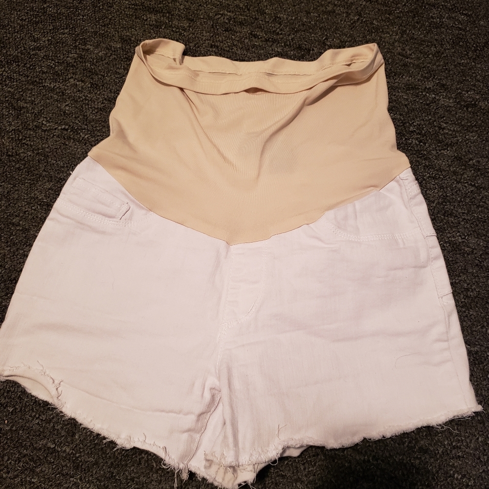 Maternity shorts
